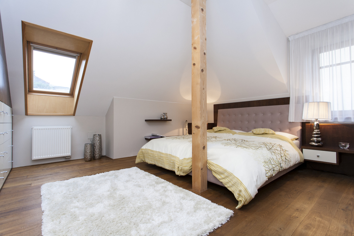 ložnice v podkroví